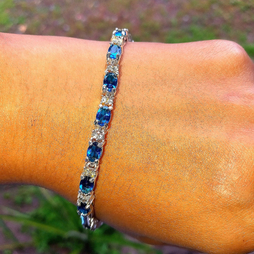 Vtg Avon December Birthstone Tennis Bracelet